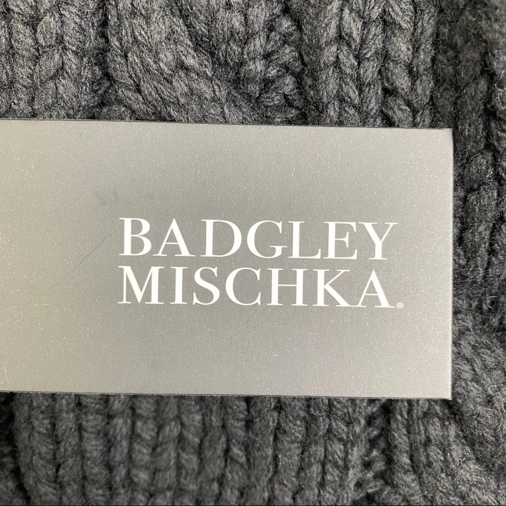 Badgley Mischka Women's‎ Black Hourglass Cable Knit Scarf 15